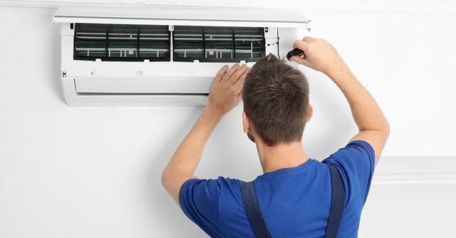 Signs that Homeowners Need to Replace AC at Their Homes