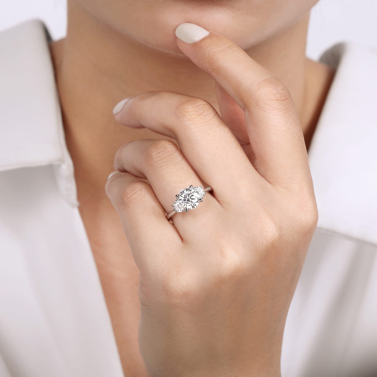 Winchcomb Wonders: Choosing the Perfect Engagement Ring