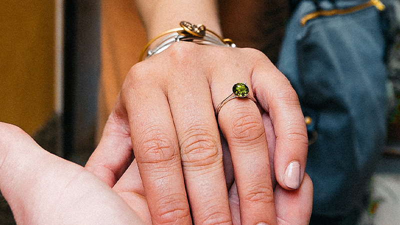 What to Wear with Alexandrite Jewelry in Glasgow