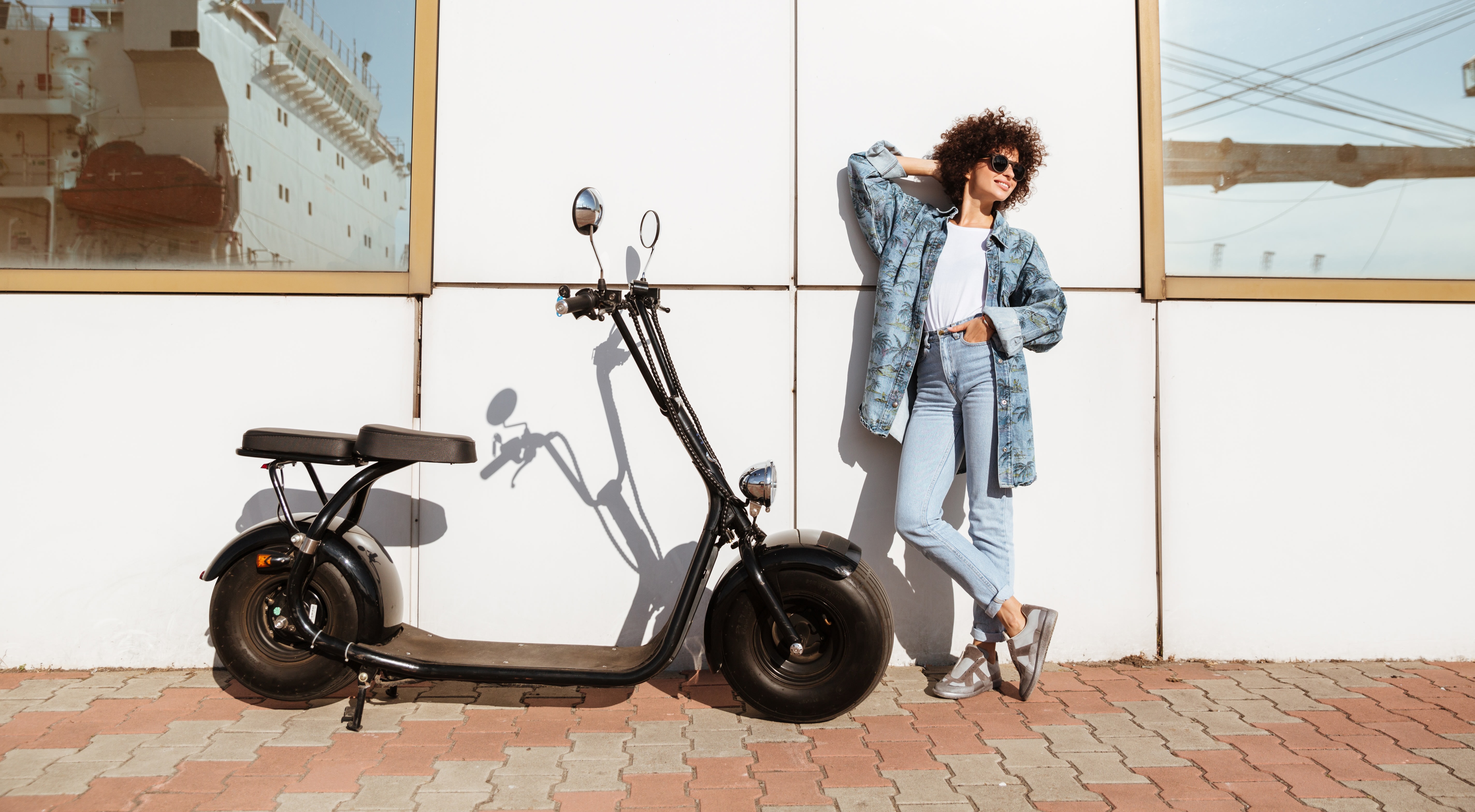 Elektrikli Moped Banner Resmi