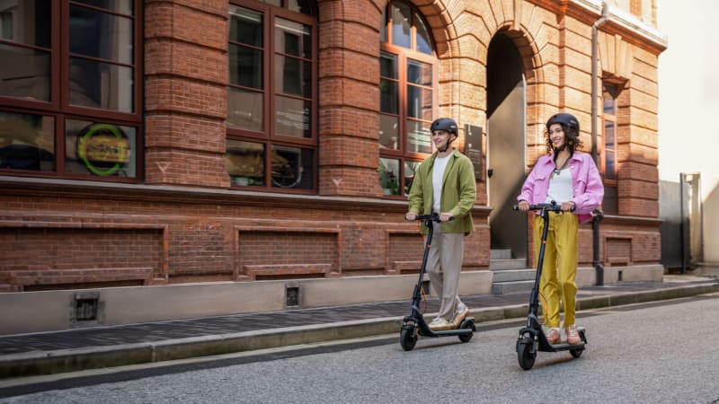 Elektrikli Scooter İçin Ehliyet Gerekli Mi? (2026 Güncel Yönetmelik)