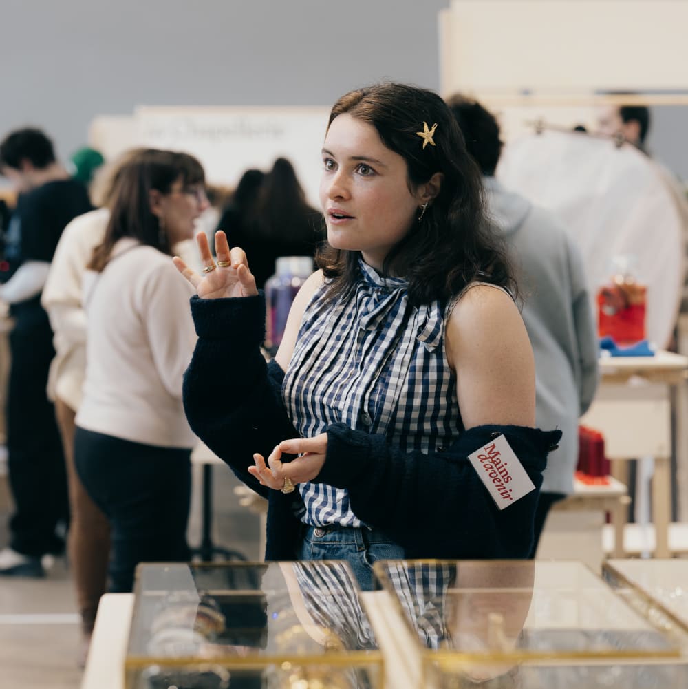 Portrait de Adèle - Maquettiste bijoux chez Desrues