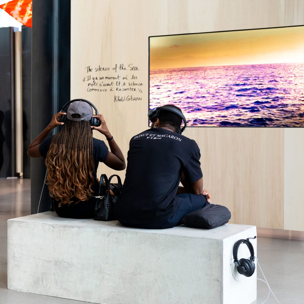 Vue de l'exposition "Trouver son Monde" à la Galerie du 19M