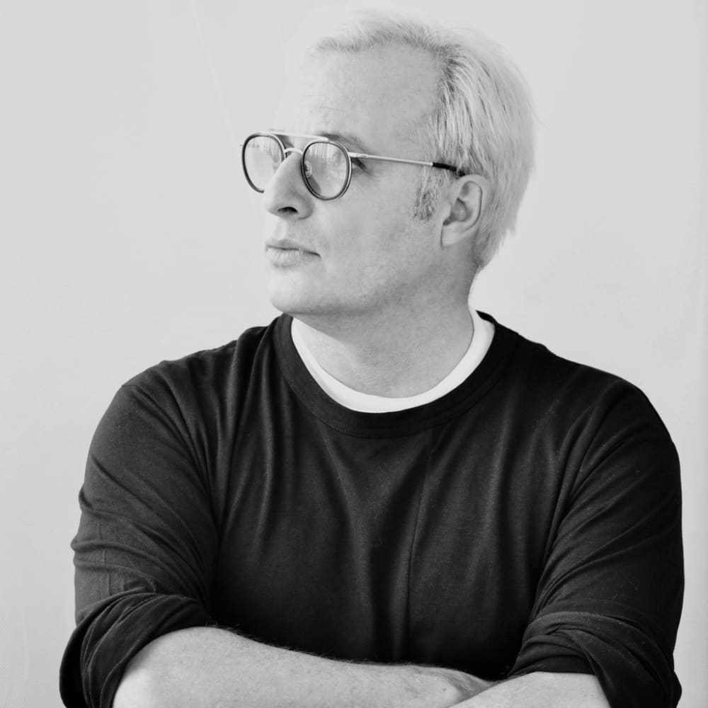 Portrait d Hubert Barrère directeur artistique de la Maison Lesage depuis 2011 c Jean Philippe Raibaud grihzo