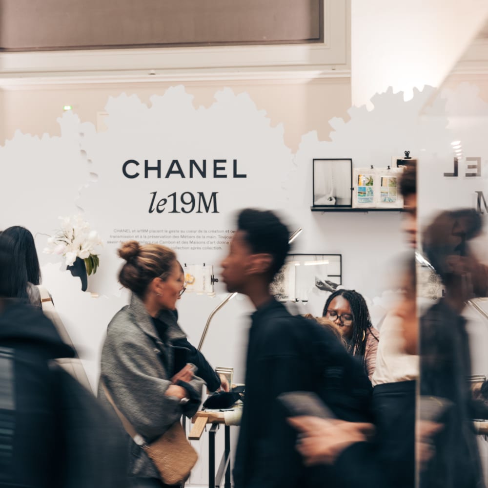 De(ux)mains du luxe - CHANEL le19M