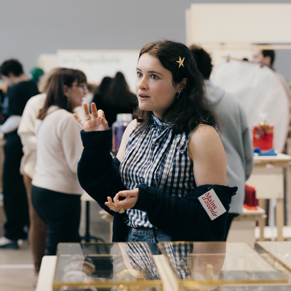 Portrait de Adèle - Maquettiste bijoux chez Desrues