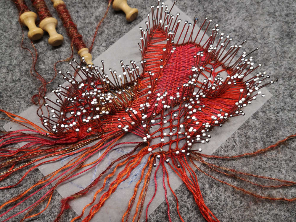 Dentelle aux fuseaux Iris Frère (2)