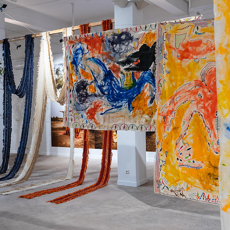 Installation du resident de POUSH Julian Farade pour la Galerie du 19M Dakar 2023 © Pierre de Perouges(1)(1)