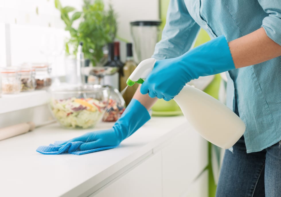 Vinegar in a spray bottle