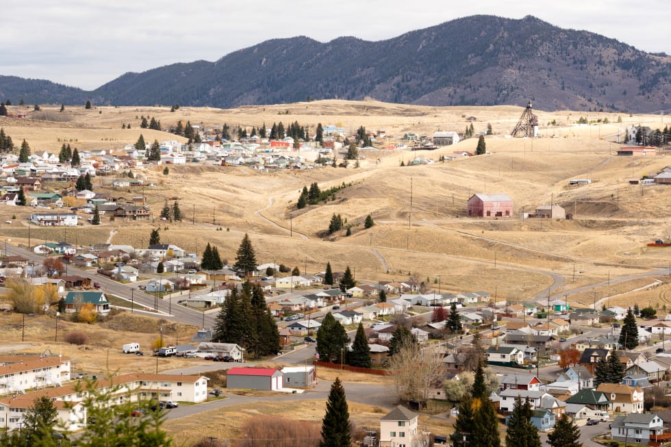 Looking down from the Rimrocks in Billings, Montana, USA - best places to live in montana - apartment list.jpg