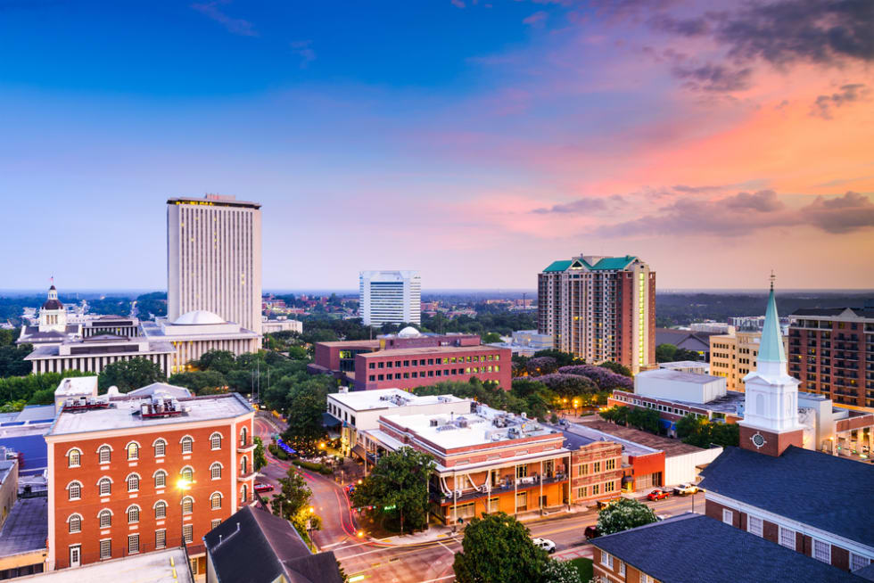  Tallahassee, Florida, USA downtown skyline.