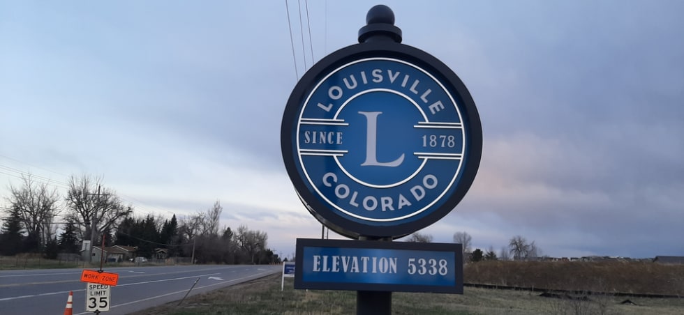 LOUISVILLE, COLORADO - APRIL 4, 2020: Entrance sign of Louisville