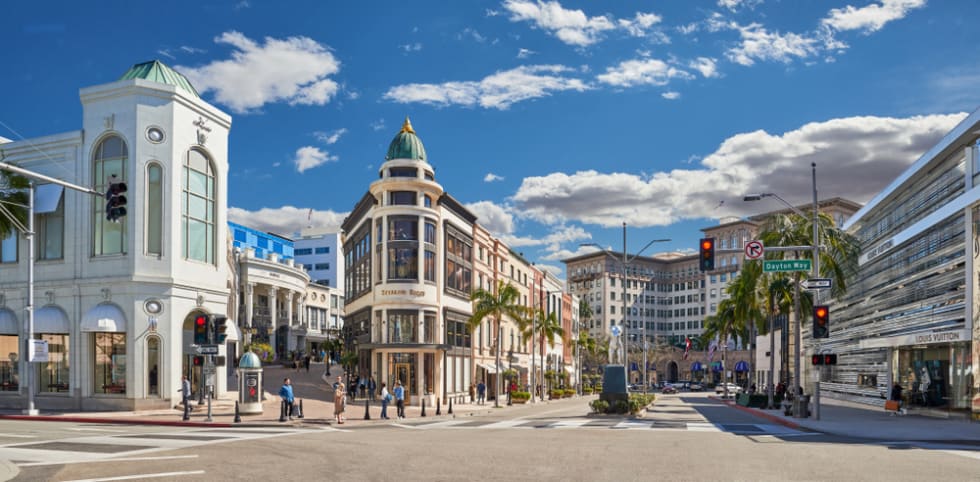  Los Angeles, Rodeo Drive shopping district in Beverly Hills.