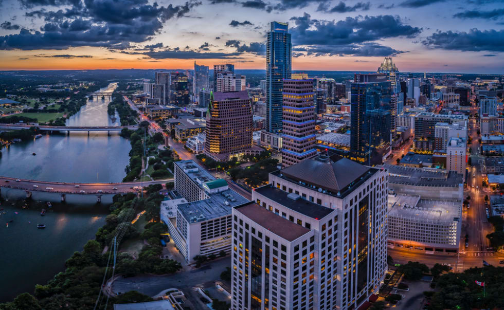  Downtown Austin, Texas during sunset.