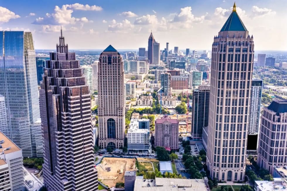 peachtree heights best neighborhoods to live in Atlanta