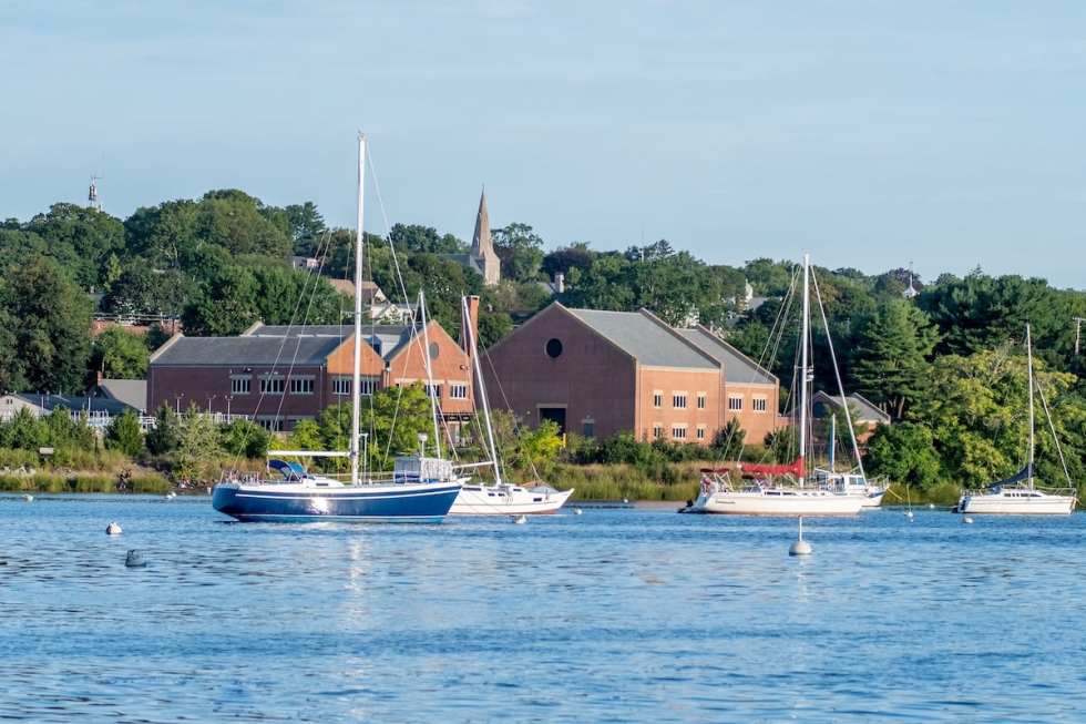 10 Best Places to Live in Rhode Island in 2024