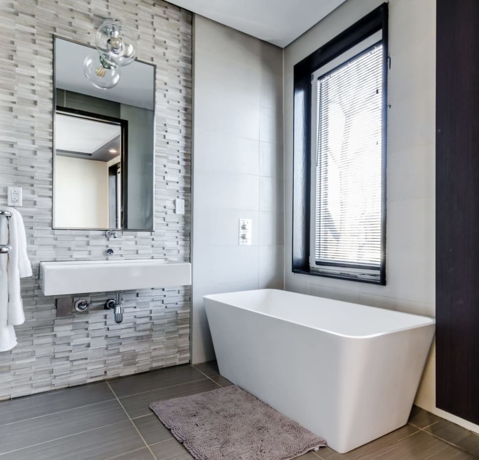7 Tips To Make A Small Bathroom Look Bigger