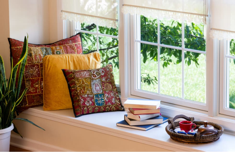 13 Design Tips For Decorating A Studio Apartment