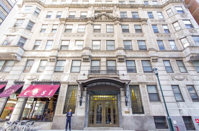 Vida Apartments - Embrace Philadelphia's architectural past in this historically preserved mid-rise building