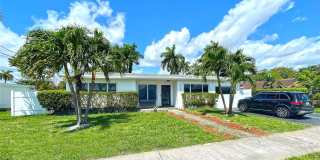 21230 NE 24th Ct 21230 NE 24th Ct Photo Gallery 1