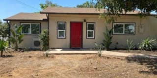 242 Foxfire Ln 242 Foxfire Ln Photo Gallery 1