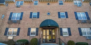 390 Maryland Avenue 390 Maryland Avenue Photo Gallery 1