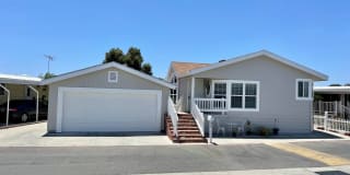 38 Pine Via 38 Pine Via Photo Gallery 1