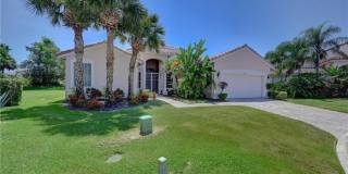 421 NW Aqua Vista Ln 421 NW Aqua Vista Ln Photo Gallery 1
