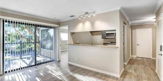 4595 California Avenue 4595 California Avenue Photo Gallery 1