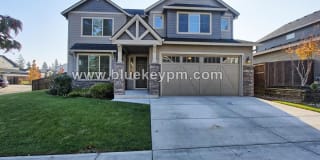 16711 NE 98th Street 16711 NE 98th Street Photo Gallery 1