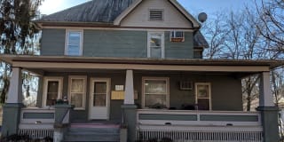 1225 E. Davenport Street 1225 E. Davenport Street Photo Gallery 1
