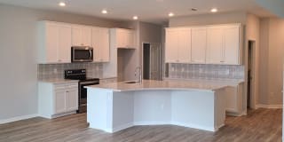 11311 Beach Walk Way NE 11311 Beach Walk Way NE Photo Gallery 1