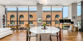 250 W Spring Street 250 W Spring Street Photo Gallery 1