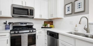 Thornberry Woods Apartment Homes Thornberry Woods Apartment Homes Photo Gallery 1