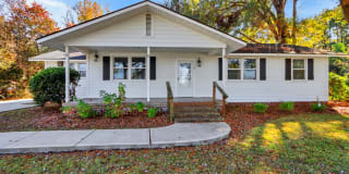 110 Laurel St. 110 Laurel St. Photo Gallery 1