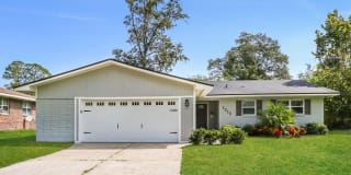 1217 Brookmont Avenue East 1217 Brookmont Avenue East Photo Gallery 1