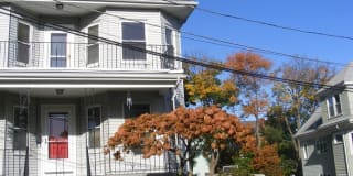 17 University Ave 17 University Ave Photo Gallery 1