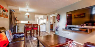 17 Yosemite St B 17 Yosemite St B Photo Gallery 1