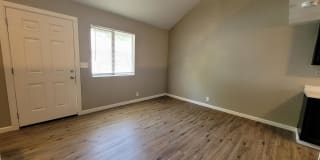 3041 N Jackson - 2 3041 N Jackson - 2 Photo Gallery 1