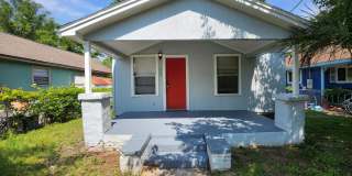 922 N Q st 922 N Q st Photo Gallery 1