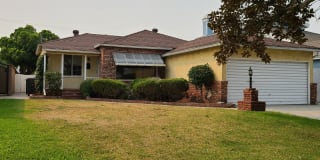 5121 Verdura Avenue 5121 Verdura Avenue Photo Gallery 1