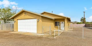 5740 South Hildreth Avenue 5740 South Hildreth Avenue Photo Gallery 1