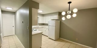 506 N Mccoll Rd 506 N Mccoll Rd Photo Gallery 1