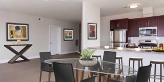 555 10th Street 555 10th Street Photo Gallery 1