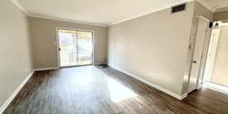 7000 Creswell Unit 224 7000 Creswell Unit 224 Photo Gallery 1