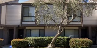 9289 Village Glen Dr call for unit/showing 9289 Village Glen Dr call for unit/showing Photo Gallery 1