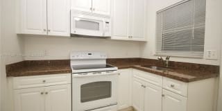 3260 NE 19th Ave 3260 NE 19th Ave Photo Gallery 1