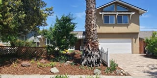 981 Lorne Way 981 Lorne Way Photo Gallery 1