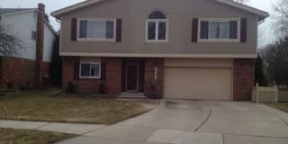 45633 Holmes Dr 45633 Holmes Dr Photo Gallery 1