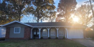 1474 Kingsford Dr 1474 Kingsford Dr Photo Gallery 1
